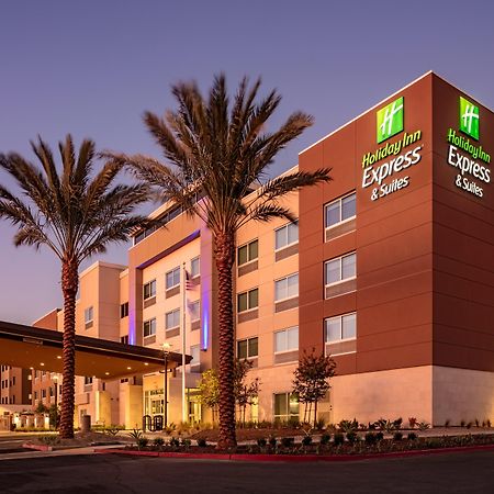 Holiday Inn Express & Suites - Moreno Valley - Riverside By Ihg Bagian luar foto